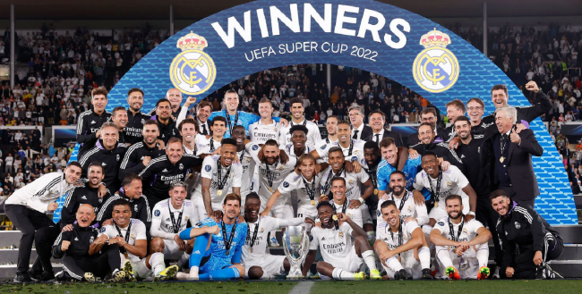 示出他对个 示出他对个