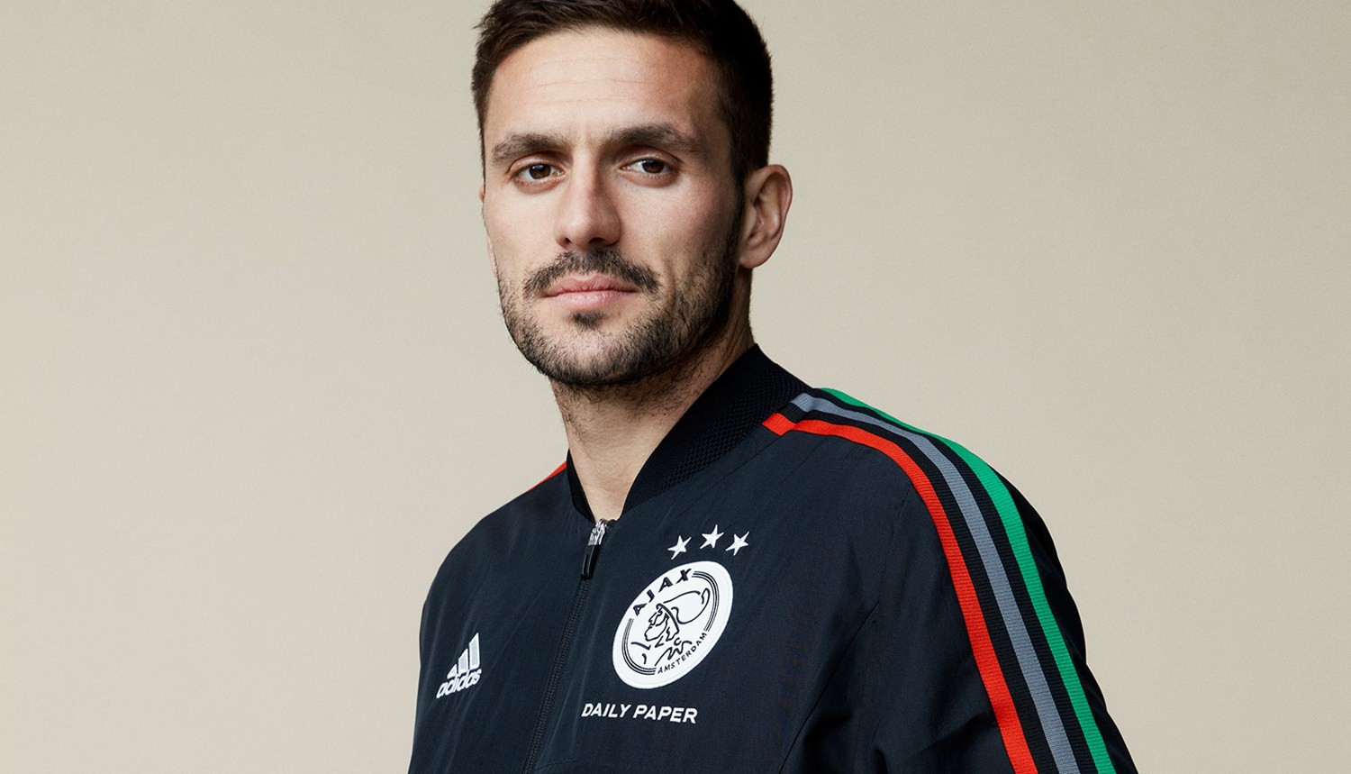 处于重建的 处于重建的